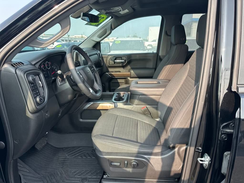 Used 2022 Chevrolet Silverado 1500 RST image 11