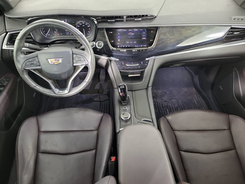 Certified 2024 Cadillac XT6 Premium Luxury w/ LPO, Floor Liner Package AWD/4WD image 17