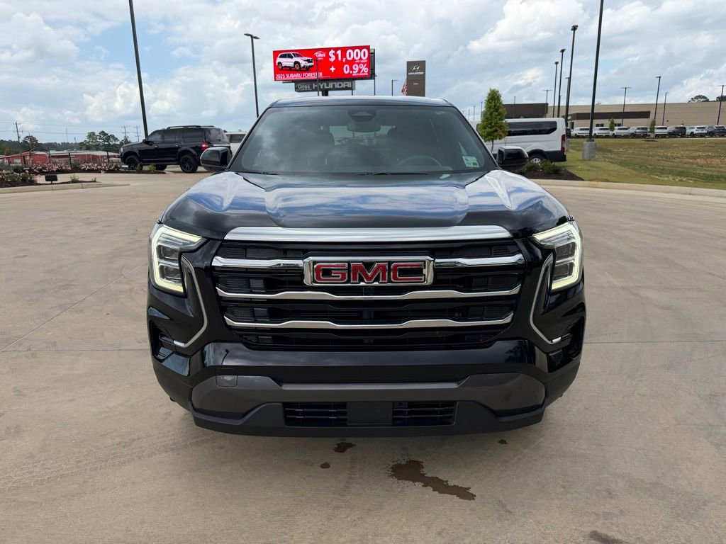 Used 2025 GMC Terrain Elevation AWD/4WD image 8