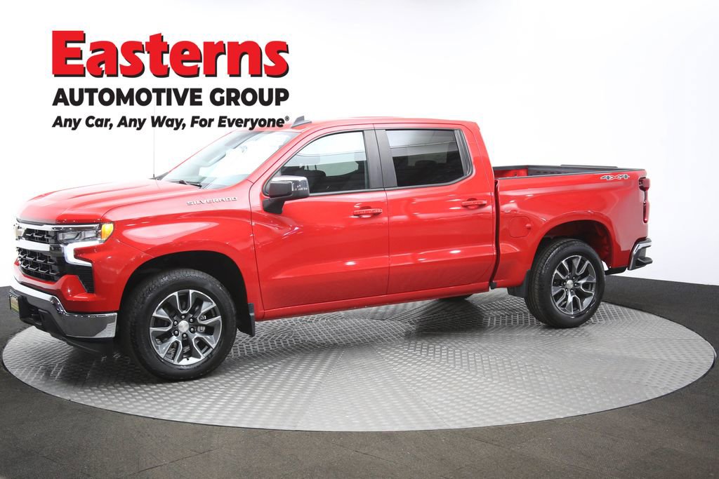 Used 2023 Chevrolet Silverado 1500 LT AWD/4WD image 59