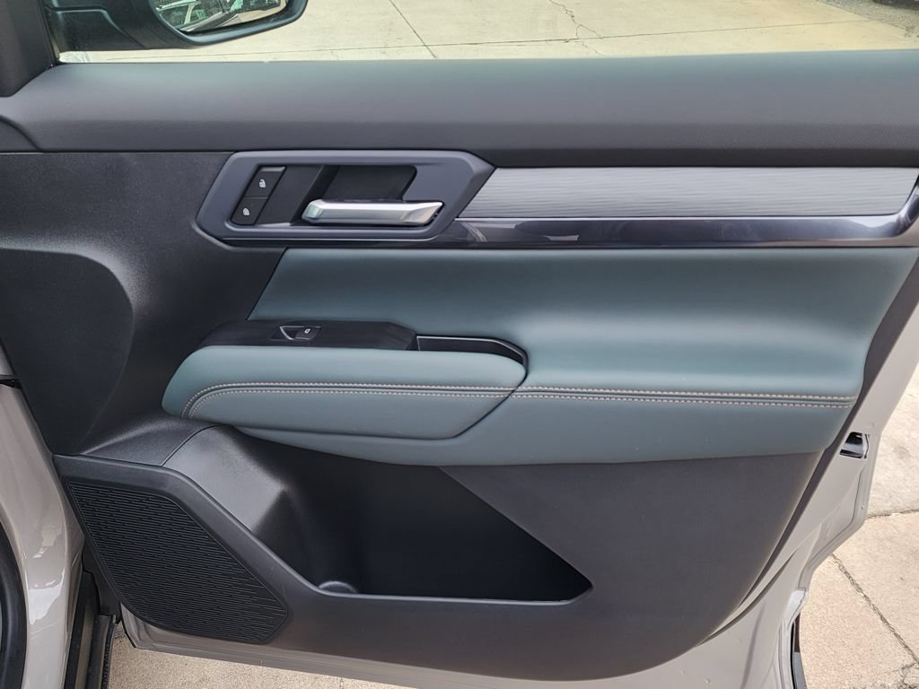 New 2026 GMC Terrain AT4 AWD/4WD image 38