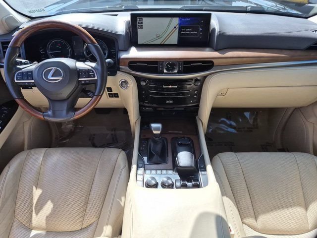Used 2017 Lexus LX 570 4WD w/ Luxury Package image 29