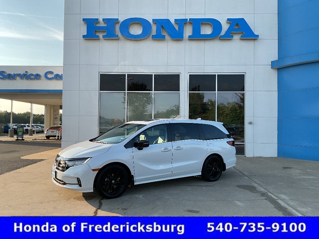 Certified 2023 Honda Odyssey Sport image 1