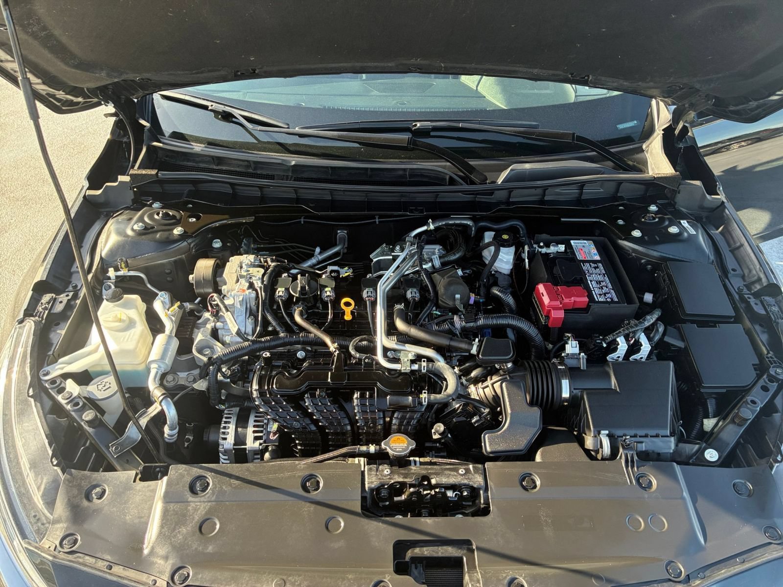 Used 2025 Nissan Altima 2.5 SV FWD image 31