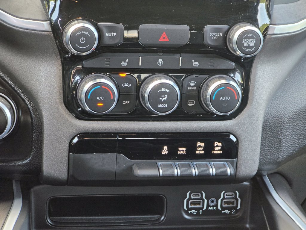 Used 2022 RAM 1500 Big Horn AWD/4WD image 33