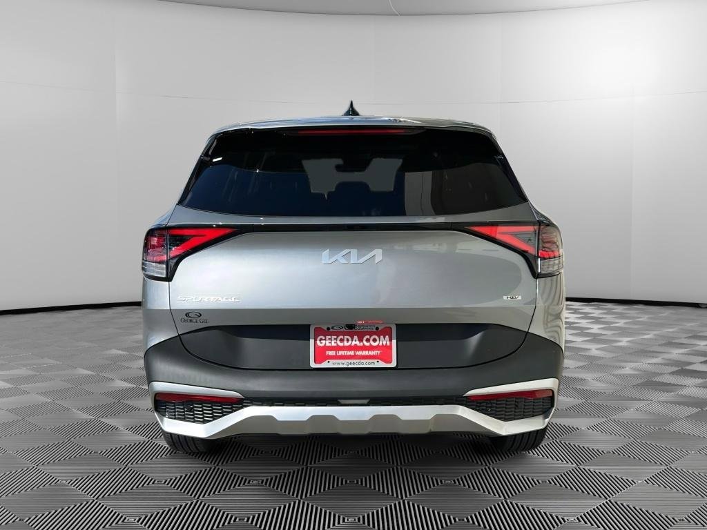 New 2025 Kia Sportage LX image 5