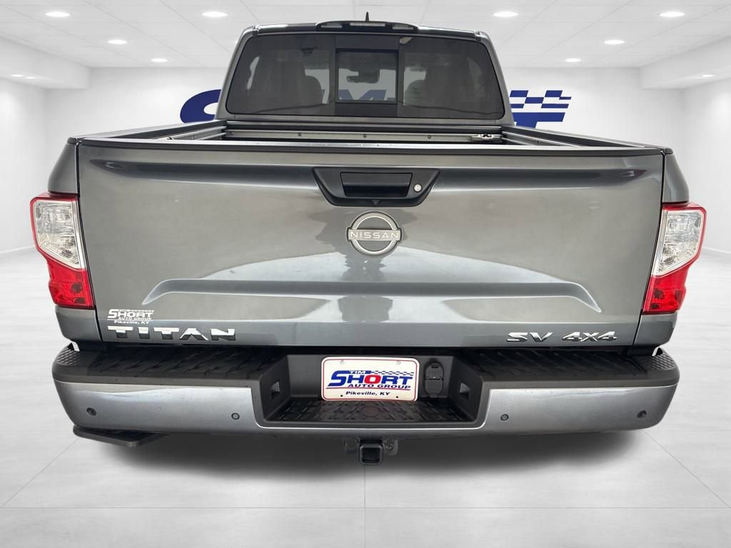 Used 2024 Nissan Titan SV w/ SV Convenience Package image 5