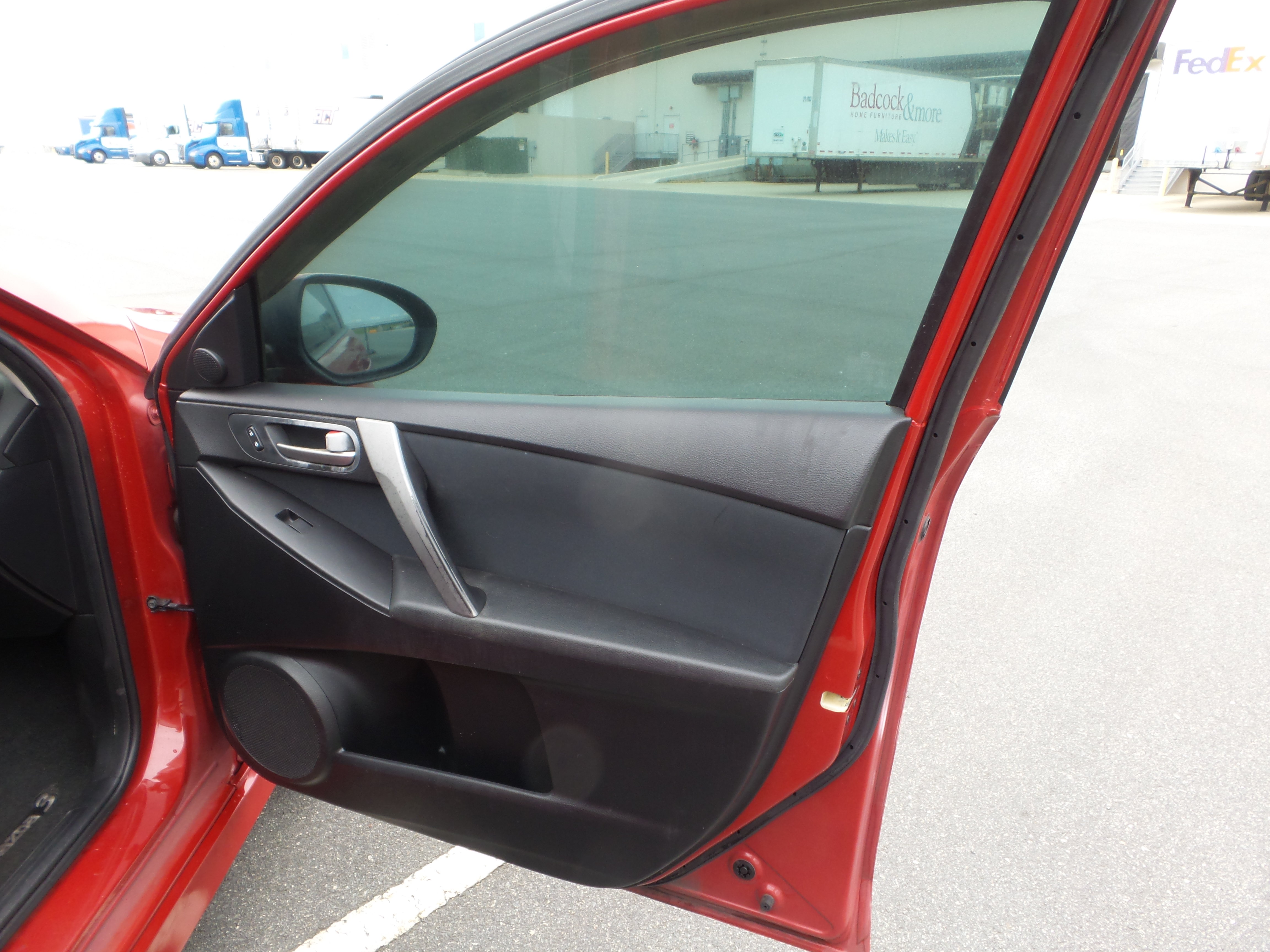 Used 2011 MAZDA MAZDA3 s Sport FWD image 17