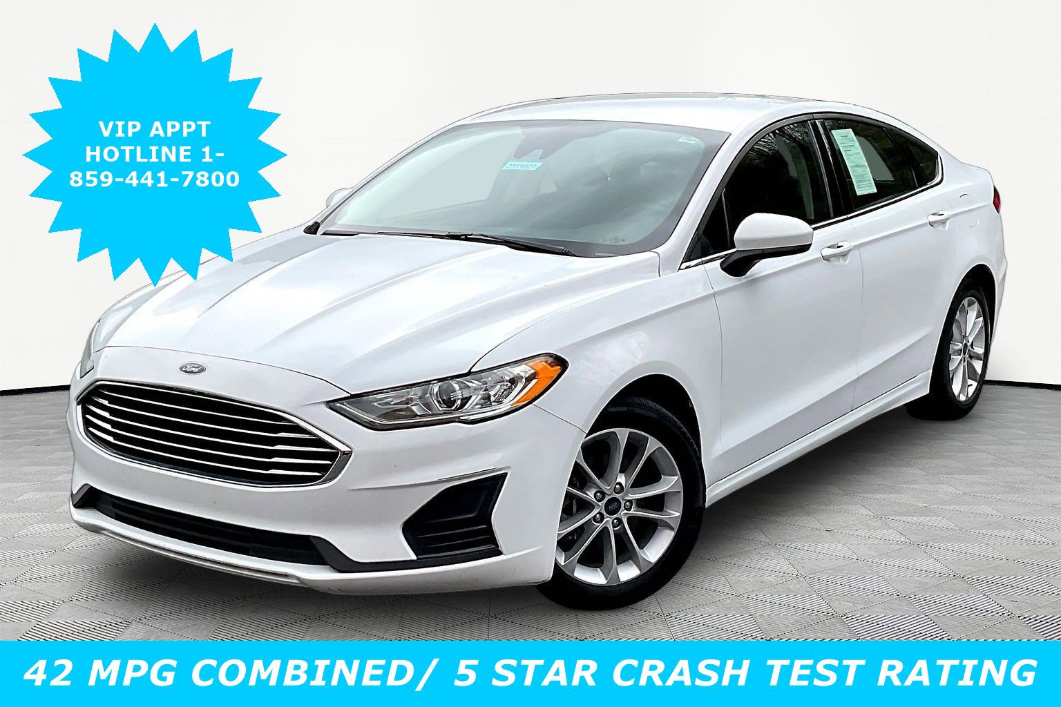 Used 2020 Ford Fusion SE image 1