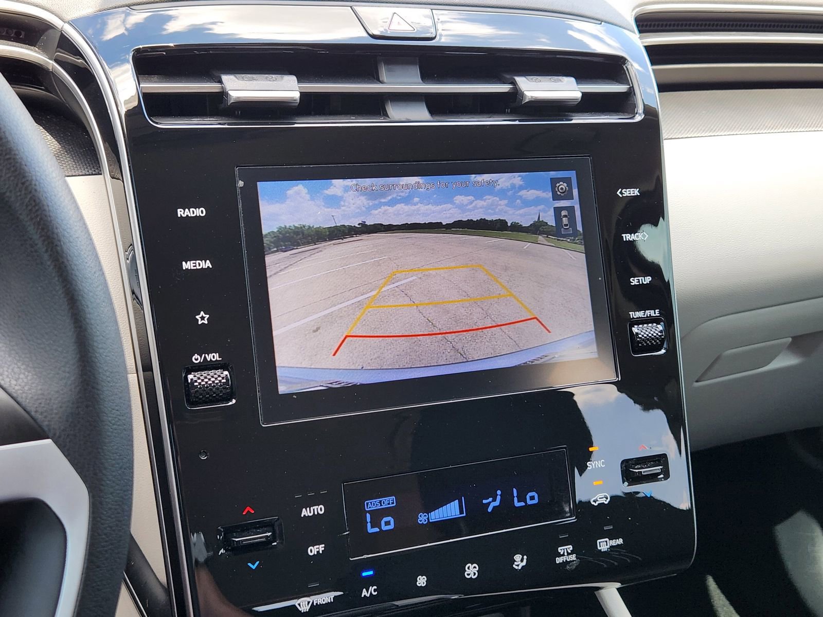 Used 2024 Hyundai Tucson SEL FWD image 25