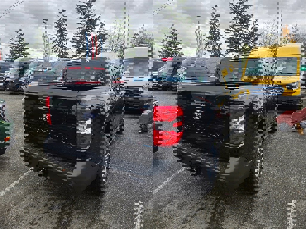 New 2025 Ford Maverick XLT w/ XLT Luxury Package image 5