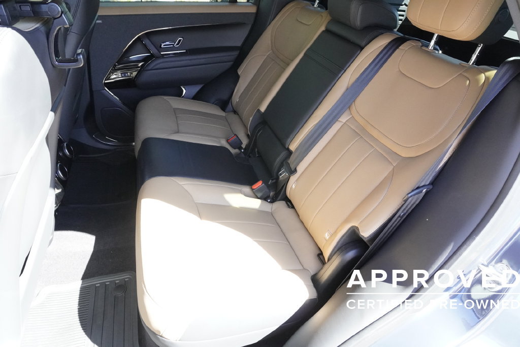 Used 2026 Land Rover Range Rover Sport Dynamic SE AWD/4WD image 30