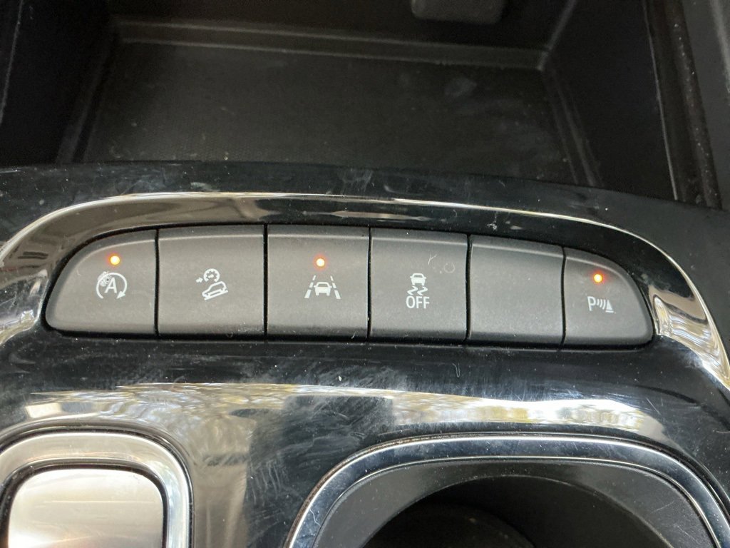 Used 2023 Buick Envision Essence w/ Sport Touring Package image 15