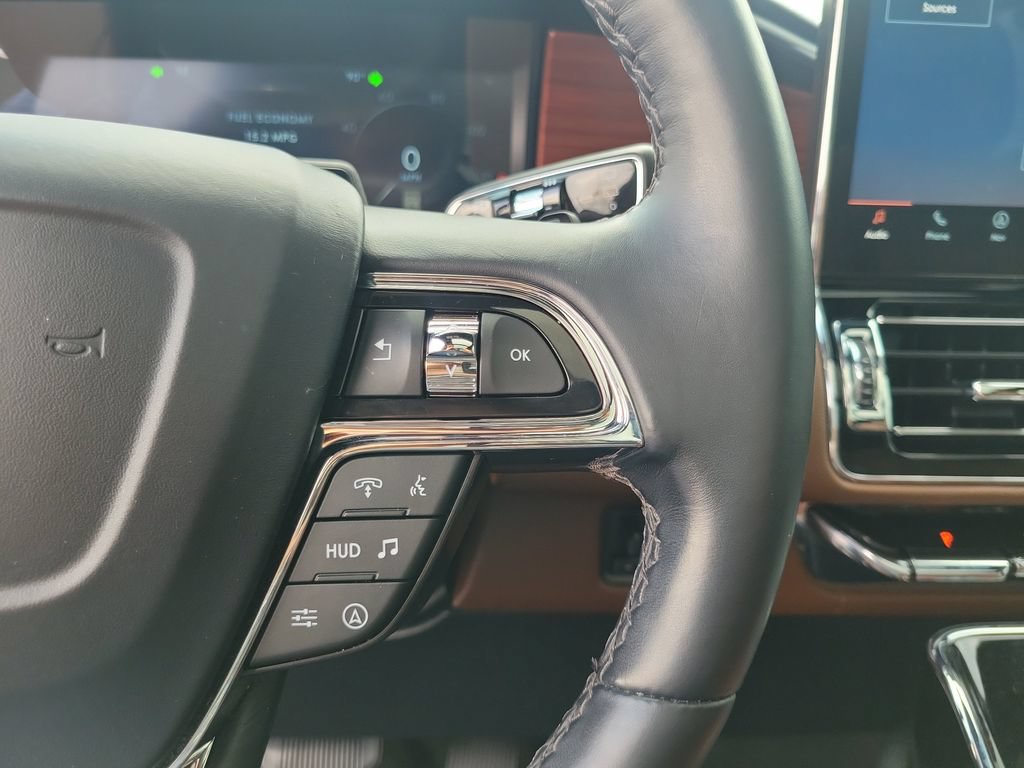 Certified 2024 Lincoln Navigator L Reserve AWD/4WD image 25