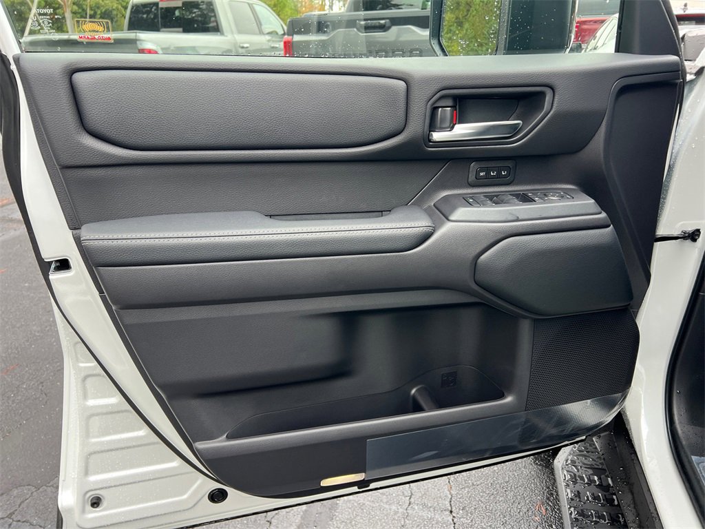 New 2026 Toyota Land Cruiser image 10