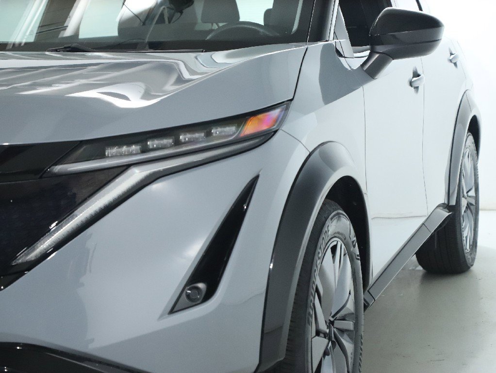 Used 2023 Nissan Ariya FWD image 5