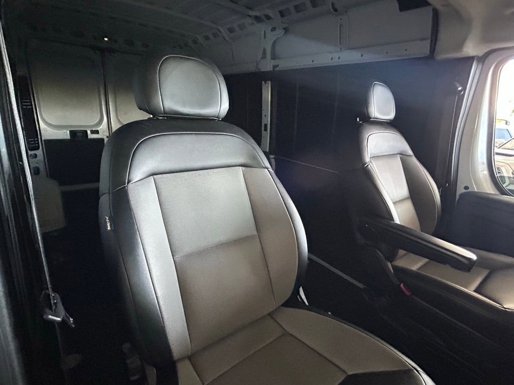 Used 2023 RAM ProMaster 2500 FWD image 32