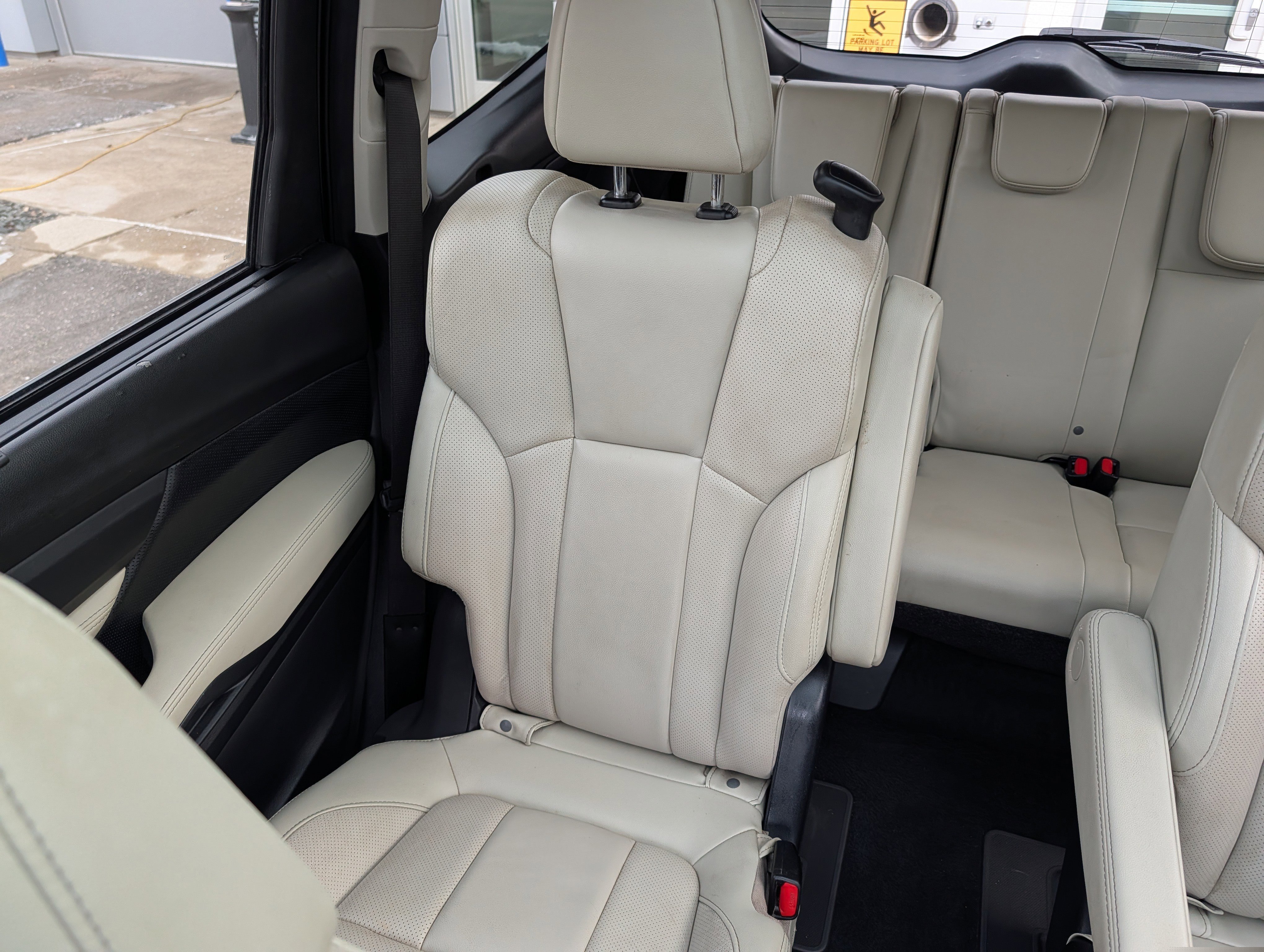 Used 2022 Subaru Ascent Limited w/ Technology Package image 13