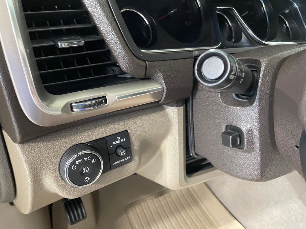 Used 2015 GMC Acadia Denali image 29