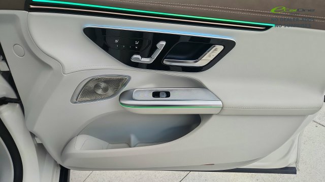 Used 2025 Mercedes-Benz EQE 350+ Sedan w/ Driver Assistance Package image 26