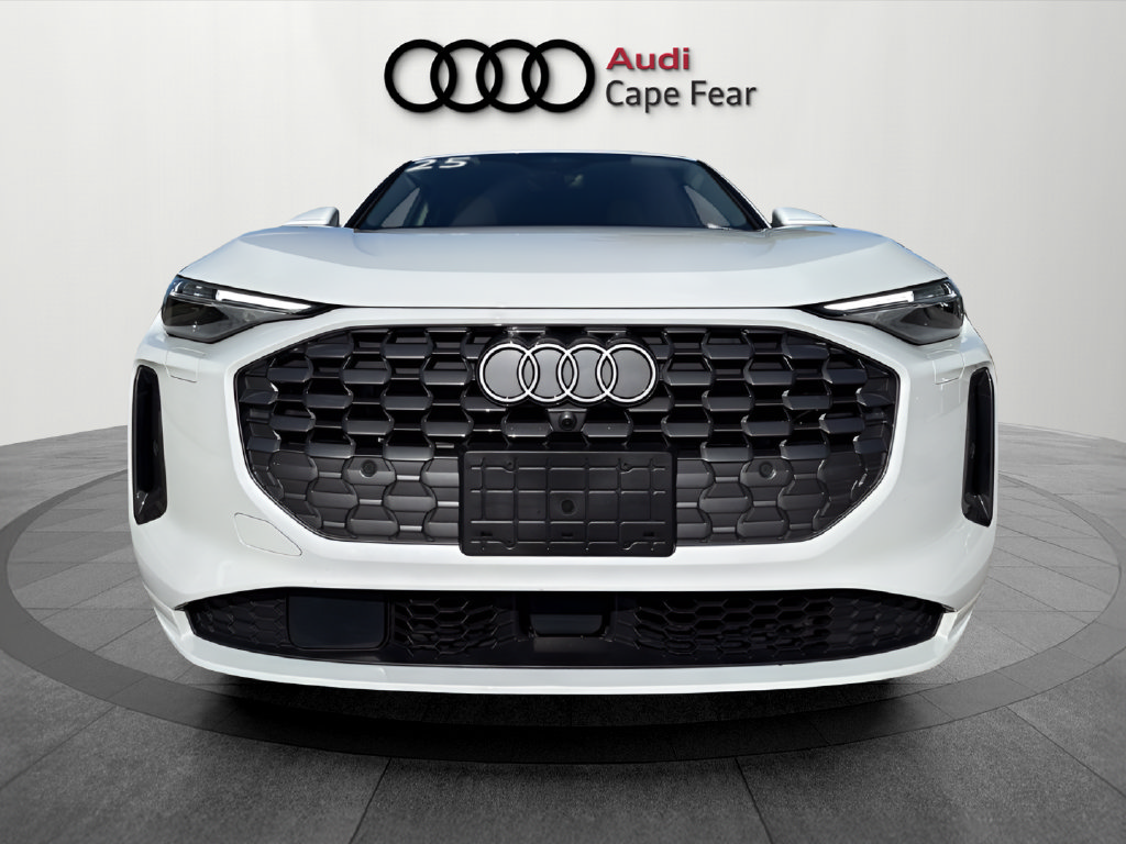 Used 2025 Audi Q5 Premium Plus AWD/4WD image 13