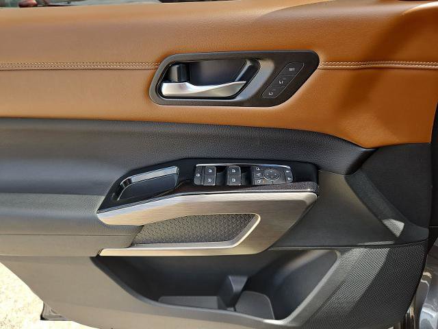 Certified 2023 Nissan Pathfinder Platinum FWD image 24