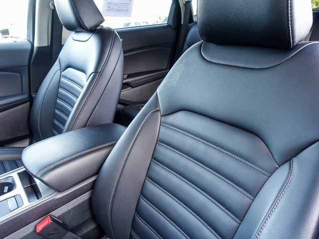 Used 2024 Ford Edge SEL w/ Convenience Package image 27