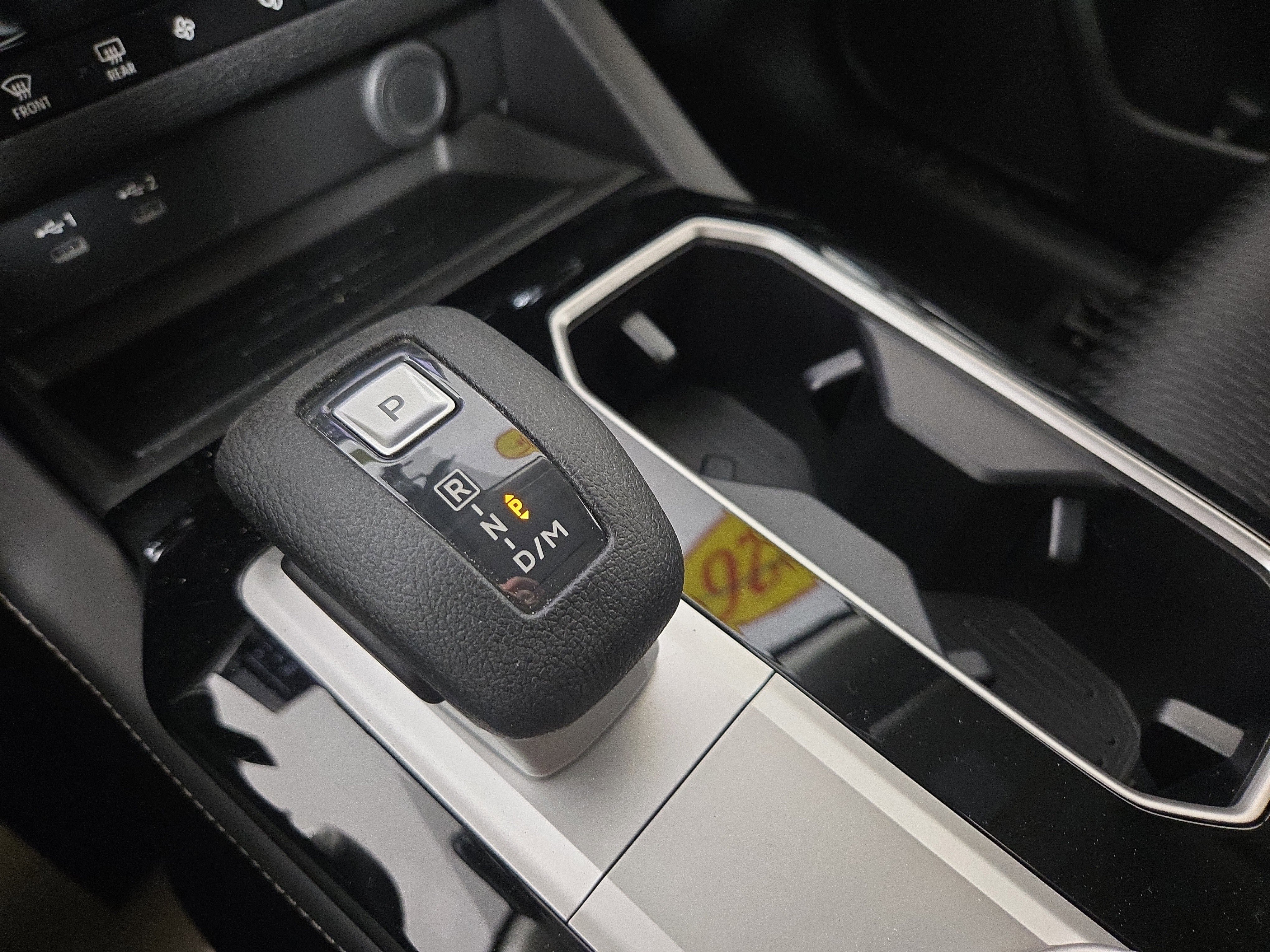 New 2026 Mitsubishi Outlander ES image 23