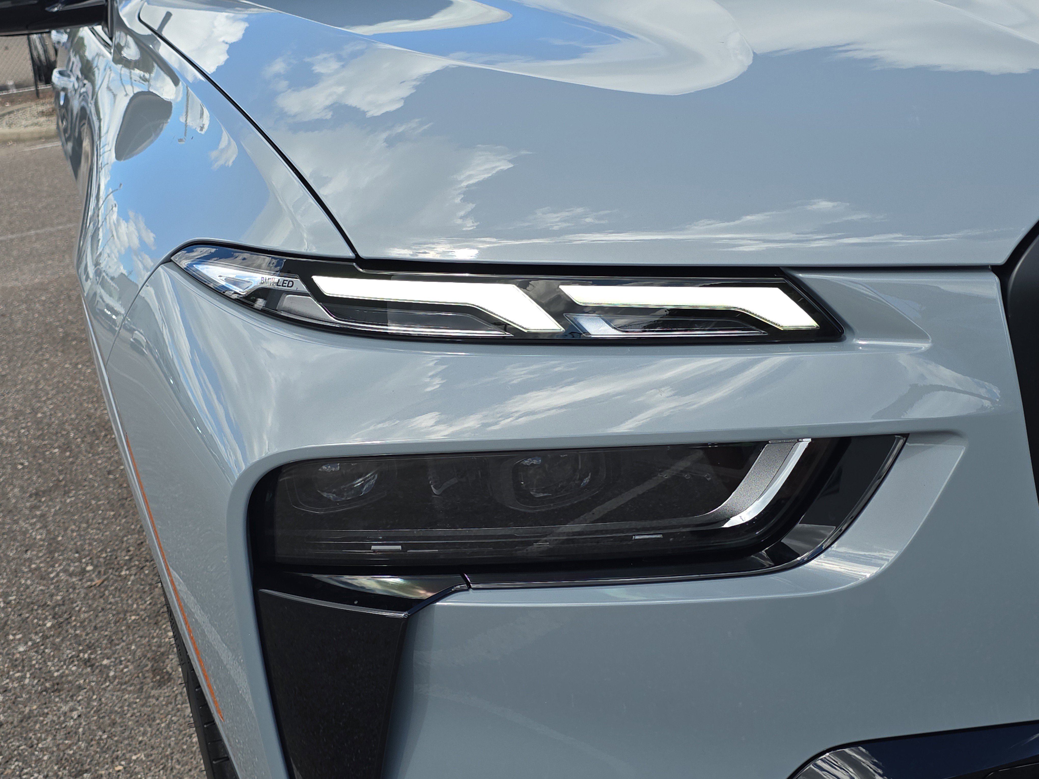 New 2026 BMW X7 M60i image 7