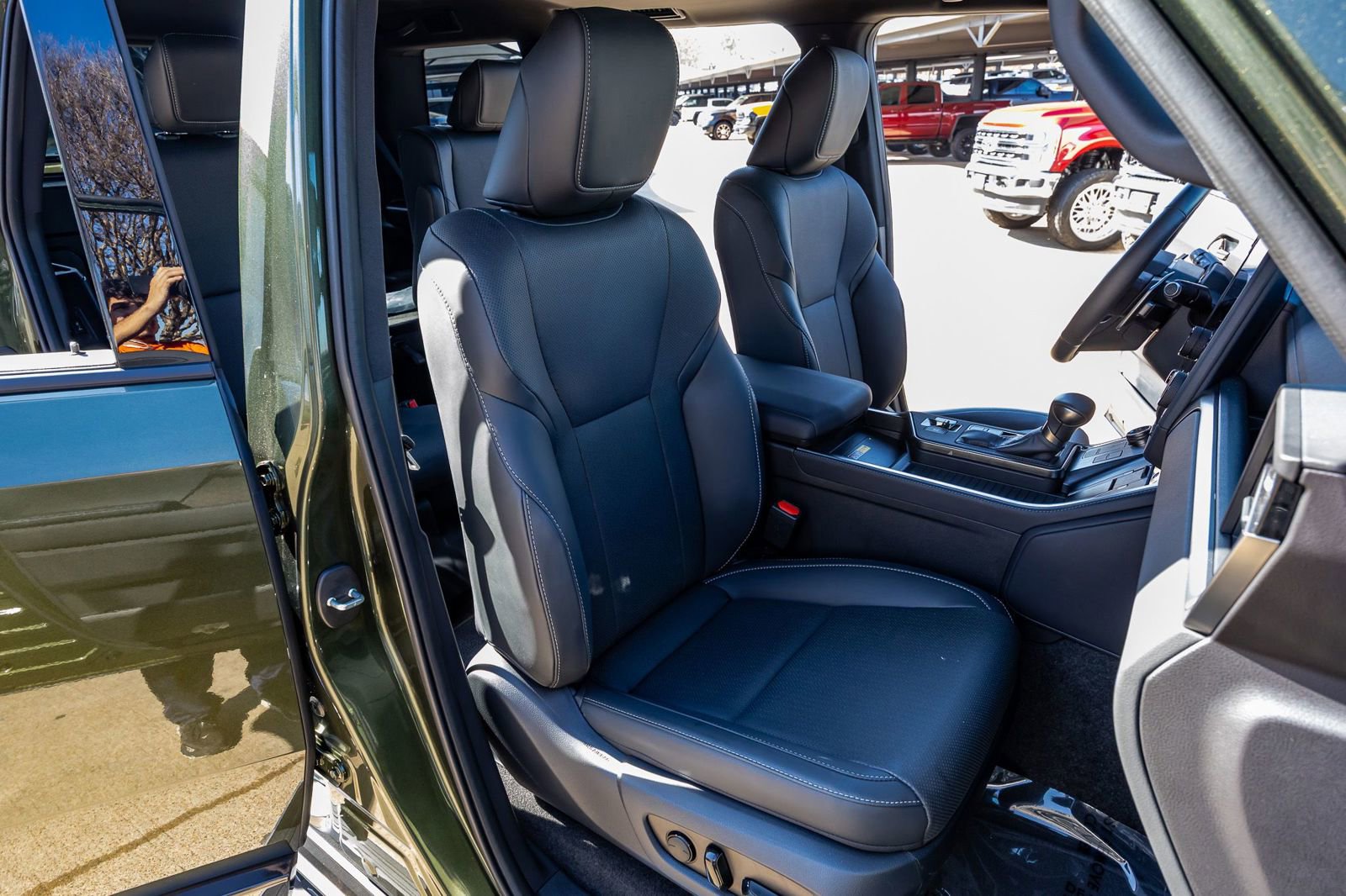 Used 2025 Lexus GX 550 550 Premium+ w/ Accessory Package (Z1) image 28