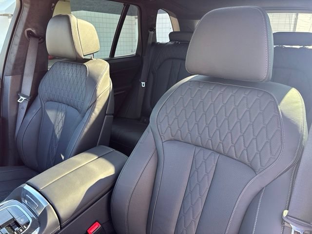 Used 2026 BMW X5 M60i AWD/4WD image 19
