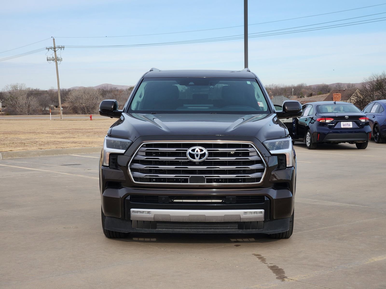 Used 2023 Toyota Sequoia Limited image 7