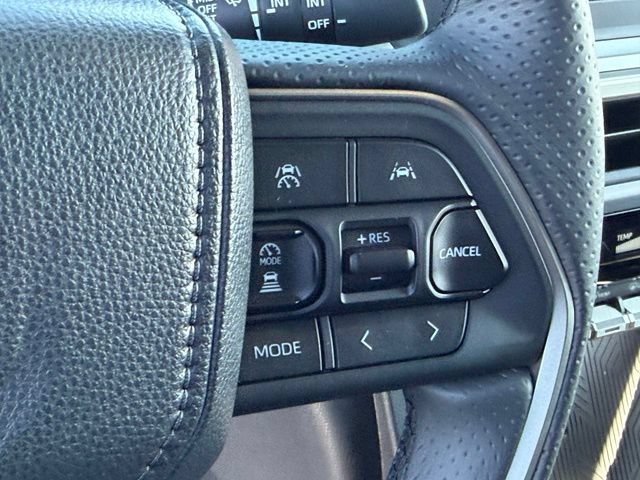 Certified 2025 Toyota 4Runner SR5 AWD/4WD image 28