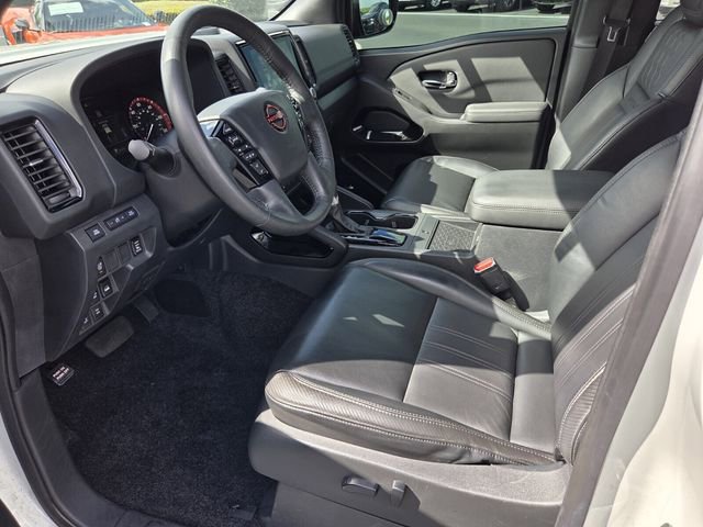 Used 2022 Nissan Frontier PRO-4X w/ Pro-4X Premium Package image 10