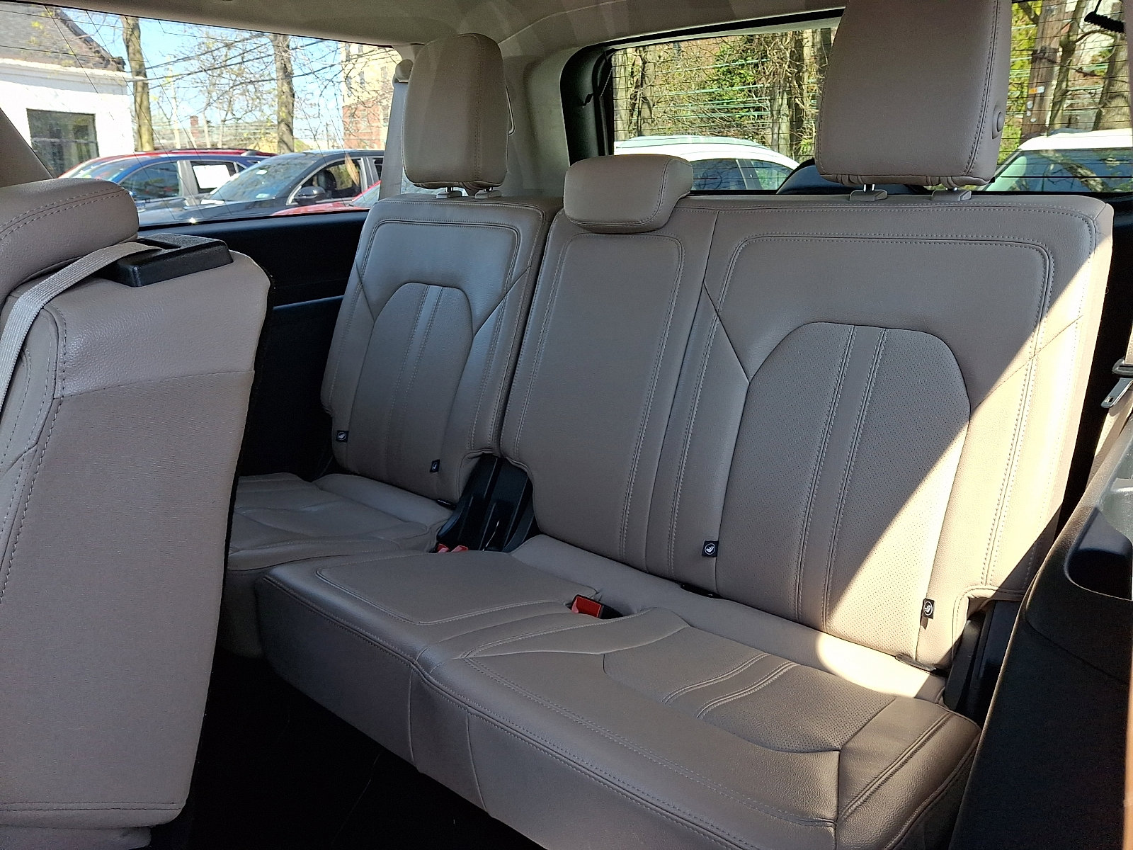 Used 2024 Ford Expedition Max Limited image 12