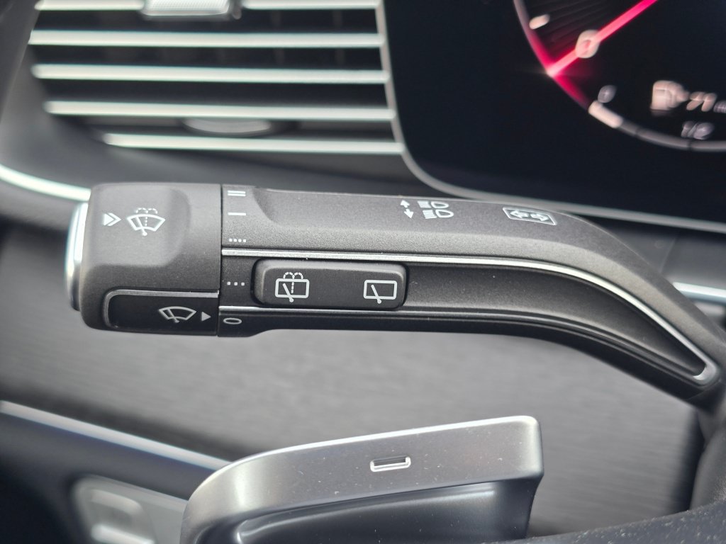 New 2026 Mercedes-Benz GLE 450 4MATIC image 40
