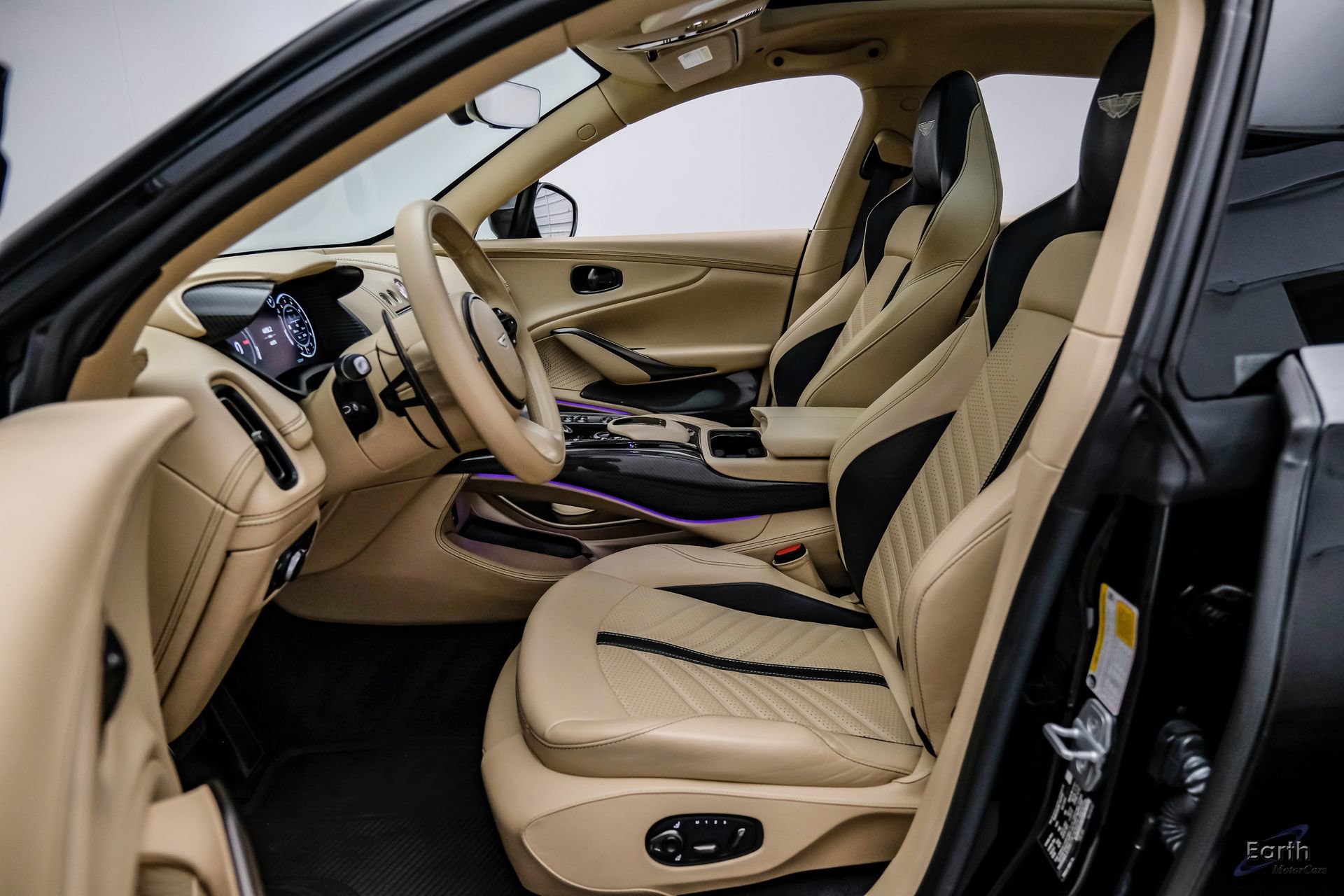 Used 2023 Aston Martin DBX 707 image 35