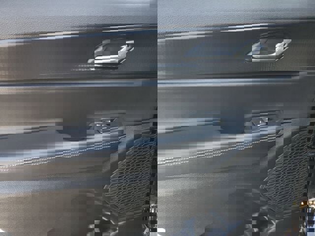 Certified 2025 Jeep Grand Cherokee L Laredo w/ Trailer Tow Package image 17