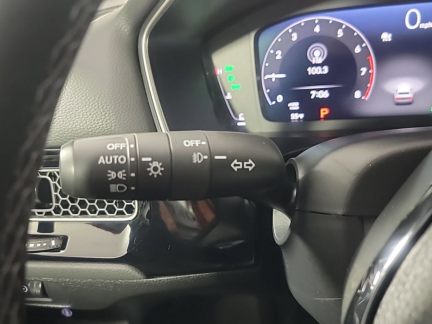 Certified 2024 Honda Civic Touring image 29