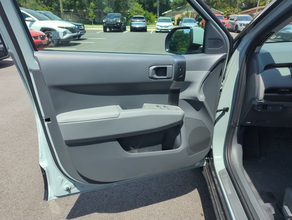 New 2027 Kia EV3 Wind FWD image 18