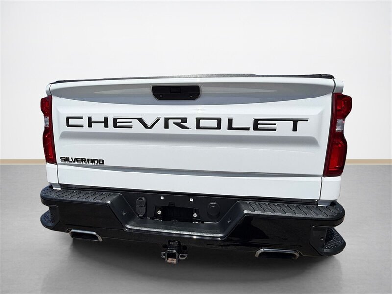 Used 2019 Chevrolet Silverado 1500 Custom Trail Boss w/ Custom Convenience Package AWD/4WD image 5