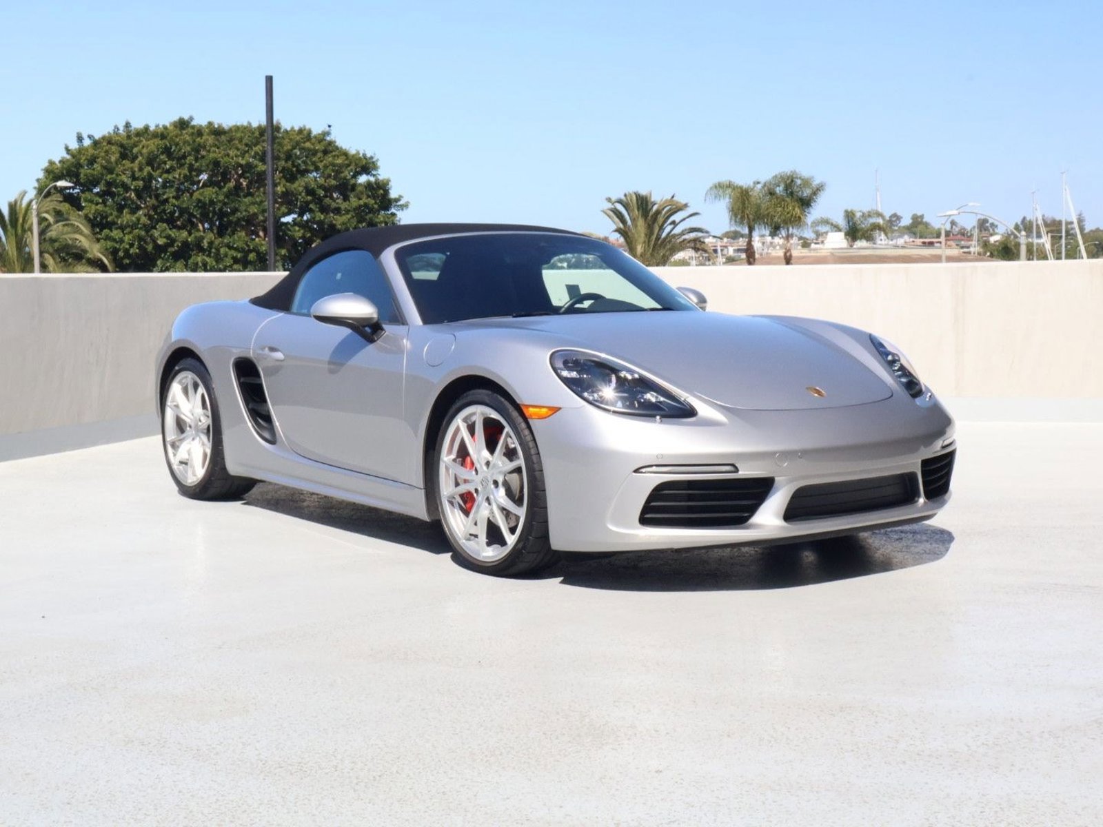 Certified 2022 Porsche 718 Boxster S RWD image 8