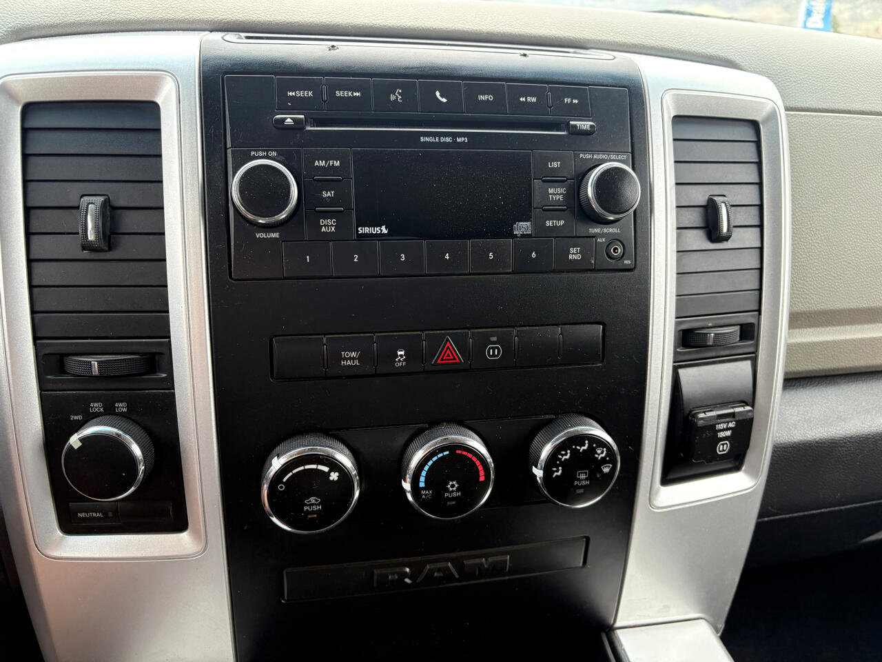 Used 2011 RAM 1500 SLT w/ SLT Plus D←cor Group image 11