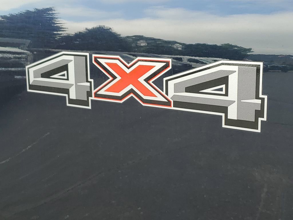 New 2025 Ford F350 Lariat w/ Lariat Ultimate Package image 38