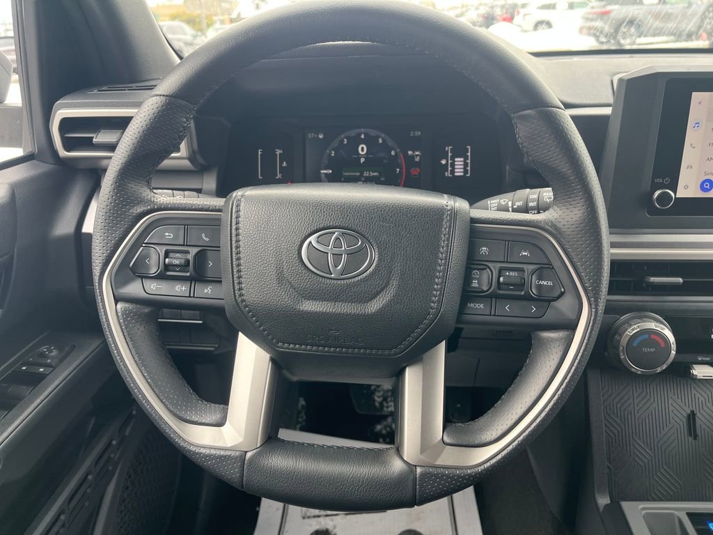 Used 2025 Toyota 4Runner SR5 image 16