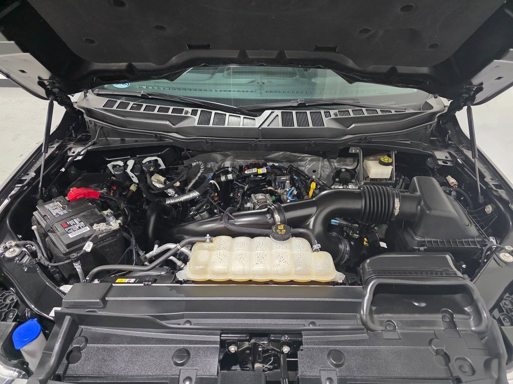 Used 2021 Ford F150 Lariat w/ Equipment Group 502A High image 9