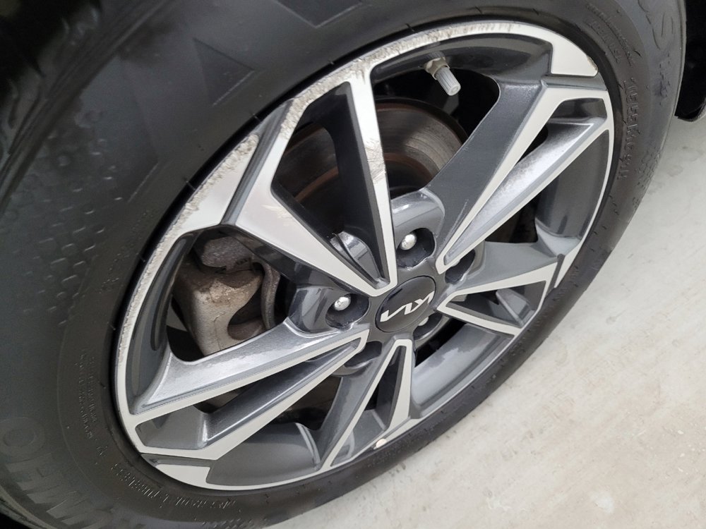 Used 2024 Kia Forte LXS FWD image 31