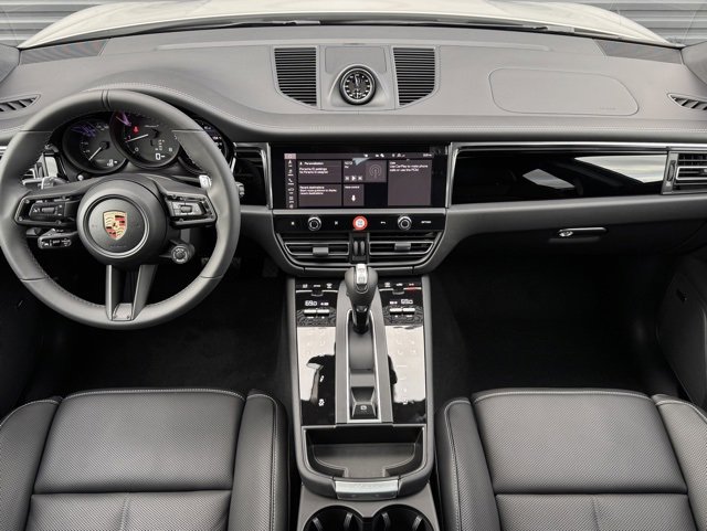 New 2026 Porsche Macan Turbo image 17