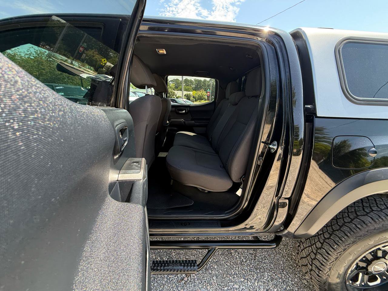Used 2016 Toyota Tacoma TRD Off-Road w/ Towing Package RWD image 30