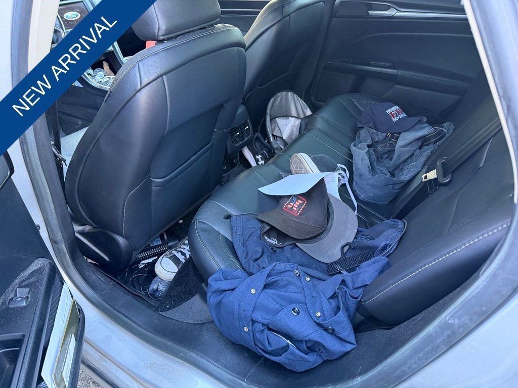 Used 2018 Ford Fusion Titanium FWD image 6
